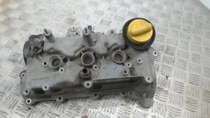 Gebruikte Kleppendeksel Renault Clio IV (5R) 0.9 Energy TCE 90 12V Prijs € 36,75 Margeregeling aangeboden door Binckhorst BV
