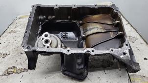 Gebruikte Carterpan Peugeot 208 I (CA/CC/CK/CL) 1.2 Vti 12V PureTech 82 Prijs € 31,50 Margeregeling aangeboden door Binckhorst BV