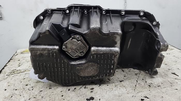 Carterpan van een Volkswagen Tiguan (5N1/2) 1.4 TSI 16V 2014