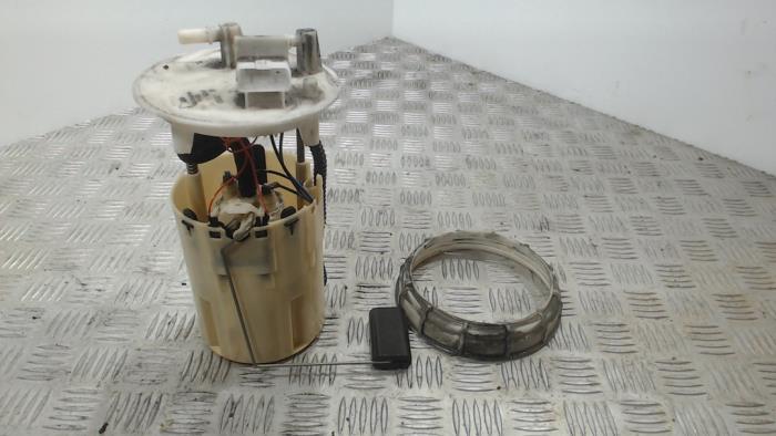 Gebruikte Tank element Pomp Lancia Ypsilon (843) 1.3 JTD 16V Multijet Prijs € 42,00 Margeregeling aangeboden door Binckhorst BV