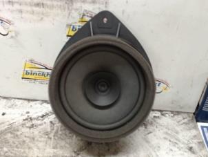 Gebruikte Luidspreker Chevrolet Suburban 5.3 V8 FlexFuel 4x4 Prijs € 26,25 Margeregeling aangeboden door Binckhorst BV