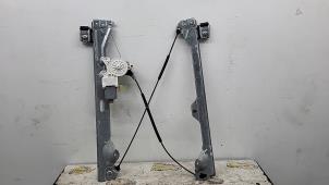 Gebruikte Raammechaniek 4Deurs rechts-achter Chevrolet Suburban 5.3 V8 FlexFuel 4x4 Prijs € 78,75 Margeregeling aangeboden door Binckhorst BV