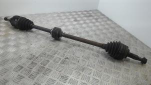 Gebruikte Homokineetas rechts-voor Toyota Corolla (EB/ZZ/WZ/CD) 1.6 16V VVT-i Prijs € 36,75 Margeregeling aangeboden door Binckhorst BV