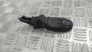 Gebruikte Radiobediening Stuur Peugeot Partner (GC/GF/GG/GJ/GK) 1.6 HDI 90 Prijs € 15,75 Margeregeling aangeboden door Binckhorst BV