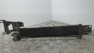 Gebruikte Oliekoeler Mercedes E (W212) E-350 CDI BlueEfficiency V6 24V 4-Matic Prijs € 105,00 Margeregeling aangeboden door Binckhorst BV