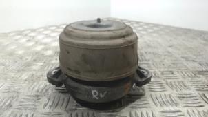 Gebruikte Motorsteun Mercedes E (W212) E-350 CDI BlueEfficiency V6 24V 4-Matic Prijs € 26,25 Margeregeling aangeboden door Binckhorst BV