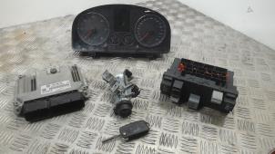 Gebruikte Contactslot + computer Volkswagen Touran (1T1/T2) 1.9 TDI 105 Euro 3 Prijs € 183,75 Margeregeling aangeboden door Binckhorst BV