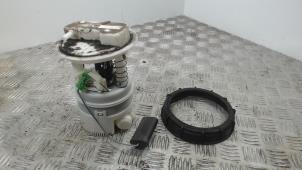 Gebruikte Tank element Pomp Dacia Sandero I (BS) 1.4 Prijs € 42,00 Margeregeling aangeboden door Binckhorst BV