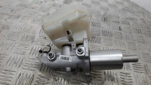 Gebruikte Hoofdremcilinder Mercedes E (W211) 2.5 E-230 V6 24V Prijs € 31,50 Margeregeling aangeboden door Binckhorst BV