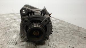 Gebruikte Dynamo Toyota Avensis Verso (M20) 2.0 16V VVT-i D-4 Prijs € 42,00 Margeregeling aangeboden door Binckhorst BV