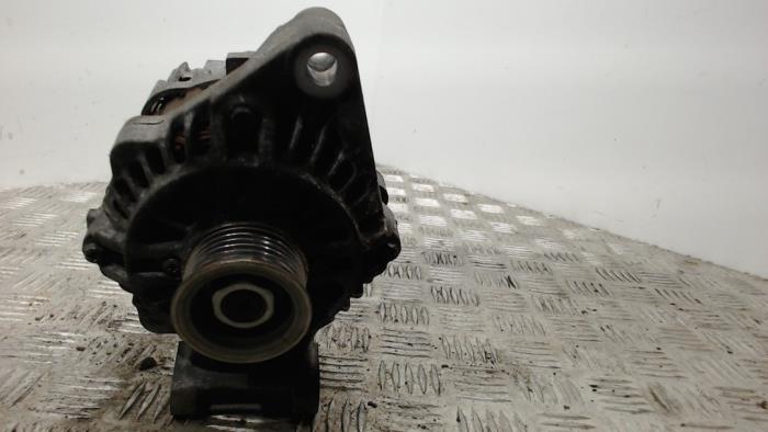 Gebruikte Dynamo Ford Fiesta 5 (JD/JH) 1.4 16V Prijs € 36,75 Margeregeling aangeboden door Binckhorst BV