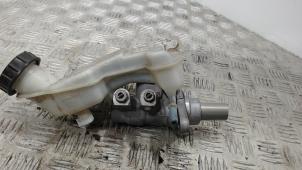 Gebruikte Hoofdremcilinder Ford Fiesta 5 (JD/JH) 1.4 16V Prijs € 21,00 Margeregeling aangeboden door Binckhorst BV