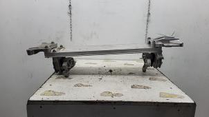 Gebruikte Motorbalk Peugeot Expert (V1/VA/VB/VE/VF/VT/VY) e-Expert Prijs € 190,58 Inclusief btw aangeboden door Binckhorst BV