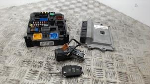 Gebruikte Kontaktslot + computer Peugeot Expert (V1/VA/VB/VE/VF/VT/VY) e-Expert Prijs € 635,25 Inclusief btw aangeboden door Binckhorst BV