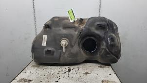 Gebruikte Tank Ford Transit Courier 1.0 Ti-VCT EcoBoost 12V Prijs € 78,75 Margeregeling aangeboden door Binckhorst BV