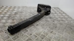 Gebruikte Subframe Peugeot Expert (V1/VA/VB/VE/VF/VT/VY) e-Expert Prijs € 44,47 Inclusief btw aangeboden door Binckhorst BV