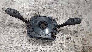 Gebruikte Combischakelaar Stuurkolom BMW 1 serie (E87/87N) 116i 1.6 16V Prijs € 36,75 Margeregeling aangeboden door Binckhorst BV