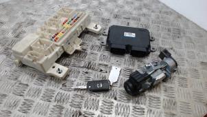 Gebruikte Contactslot + computer Mazda 3 Sport (BK) 2.0i 16V Prijs € 157,50 Margeregeling aangeboden door Binckhorst BV