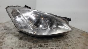 Gebruikte Koplamp rechts Mercedes S (W221) 5.5 S-600 L 36V Twin Turbo Prijs € 630,00 Margeregeling aangeboden door Binckhorst BV