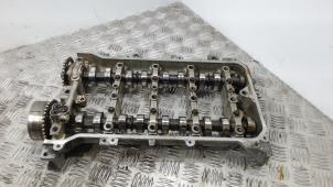 Gebruikte Nokkenashuis Toyota Auris (E15) 1.8 16V HSD Full Hybrid Prijs € 131,25 Margeregeling aangeboden door Binckhorst BV