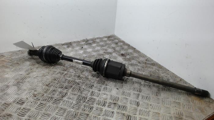 Gebruikte Steekas rechts-voor BMW X3 (E83) 2.0d 16V Prijs € 52,50 Margeregeling aangeboden door Binckhorst BV
