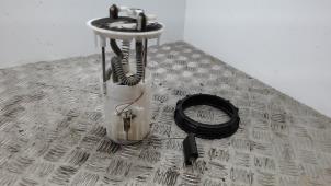 Gebruikte Tank element Pomp Dacia Dokker (0S) 1.5 dCi 75 Prijs € 42,00 Margeregeling aangeboden door Binckhorst BV