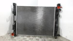 Gebruikte Radiateur Dacia Dokker (0S) 1.5 dCi 75 Prijs € 36,75 Margeregeling aangeboden door Binckhorst BV