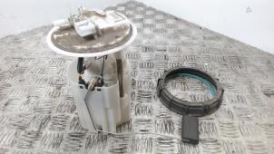 Gebruikte Tank element Pomp Renault Megane III Berline (BZ) 1.4 16V TCe 130 Prijs € 42,00 Margeregeling aangeboden door Binckhorst BV