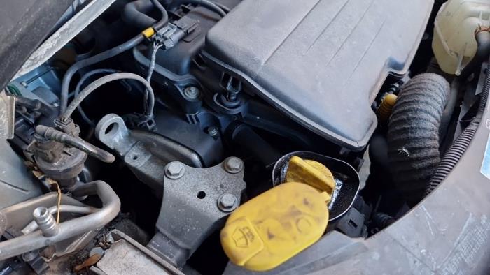 Motor van een Renault Modus/Grand Modus (JP) 1.2 16V 2010