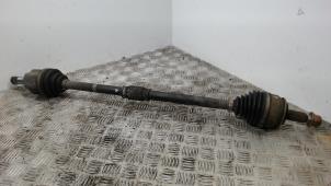 Gebruikte Cardanas rechts-voor (VWA) Mitsubishi Grandis (NA) 2.4 16V MIVEC Prijs € 47,25 Margeregeling aangeboden door Binckhorst BV