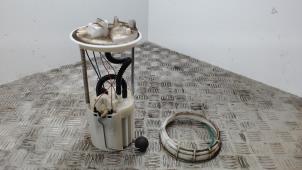 Gebruikte Brandstofpomp Elektrisch Alfa Romeo GT (937) 1.8 Twin Spark 16V Prijs € 63,00 Margeregeling aangeboden door Binckhorst BV