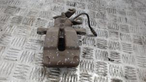 Gebruikte Remklauw (Tang) rechts-achter Renault Megane III Berline (BZ) 1.5 dCi 110 Prijs € 31,50 Margeregeling aangeboden door Binckhorst BV