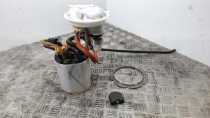 Gebruikte Tank element Pomp Volkswagen Passat Variant (3C5) 1.8 TSI 16V Prijs € 52,50 Margeregeling aangeboden door Binckhorst BV