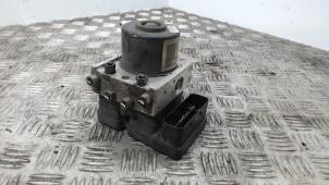 Gebruikte ABS Pomp Peugeot 207/207+ (WA/WC/WM) 1.6 16V VTi Prijs € 52,50 Margeregeling aangeboden door Binckhorst BV