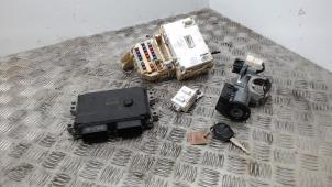 Gebruikte Kontaktslot + computer Suzuki Swift (ZA/ZC/ZD1/2/3/9) 1.3 VVT 16V Prijs € 141,75 Margeregeling aangeboden door Binckhorst BV