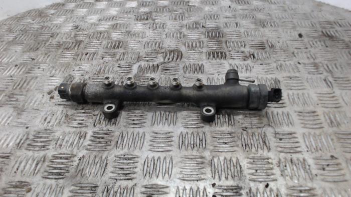 Gebruikte Common rail (Injectie) Toyota Avensis Wagon (T27) 2.2 16V D-4D-F 150 Prijs € 31,50 Margeregeling aangeboden door Binckhorst BV