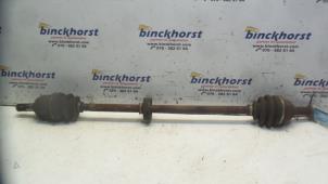 Gebruikte Steekas rechts-voor Hyundai Lantra/Elantra II 1.6i GLS 16V Prijs € 42,00 Margeregeling aangeboden door Binckhorst BV