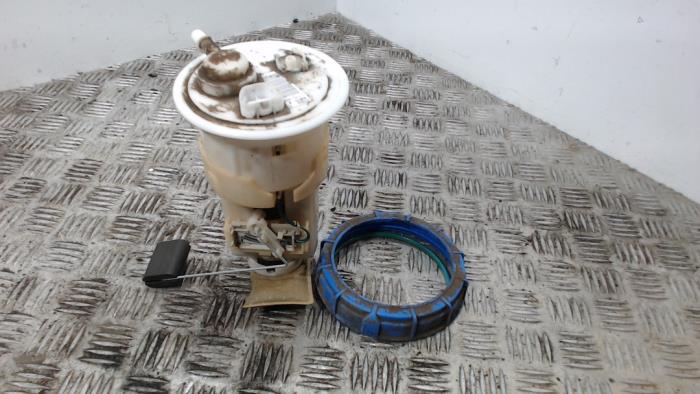 Gebruikte Brandstofpomp Elektrisch Toyota Yaris (P1) 1.0 16V VVT-i Prijs € 42,00 Margeregeling aangeboden door Binckhorst BV