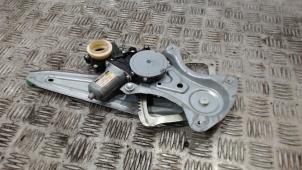 Gebruikte Ruitmechaniek 4Deurs rechts-achter Toyota Avensis Wagon (T27) 2.2 16V D-4D-F 150 Prijs € 36,75 Margeregeling aangeboden door Binckhorst BV