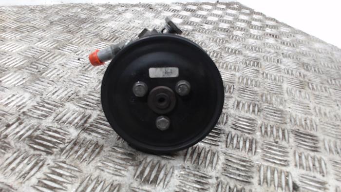 Gebruikte Servopomp BMW 1 serie (E87/87N) 118d 16V Prijs € 72,45 Margeregeling aangeboden door Binckhorst BV