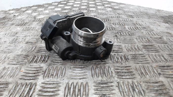 Gasklephuis van een Volkswagen Crafter 2.5 TDI 30/35/50 2010