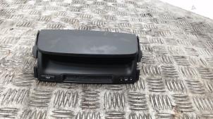 Gebruikte Display Interieur Kia Venga 1.6 CVVT 16V Prijs € 93,45 Margeregeling aangeboden door Binckhorst BV