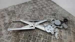 Gebruikte Ruitmechaniek 2Deurs rechts-voor Suzuki Swift (ZA/ZC/ZD1/2/3/9) 1.3 VVT 16V Prijs € 31,50 Margeregeling aangeboden door Binckhorst BV