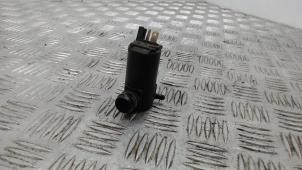 Gebruikte Ruitensproeierpomp voor Suzuki Alto (RF410) 1.1 16V Prijs € 10,50 Margeregeling aangeboden door Binckhorst BV