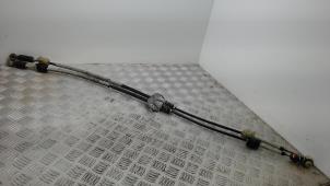 Gebruikte Schakelkabel Versnellingsbak Mazda 3 Sport (BK) 1.6i 16V Prijs € 31,50 Margeregeling aangeboden door Binckhorst BV