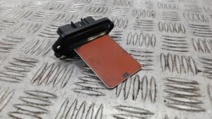 Gebruikte Kachel Weerstand Mazda 3 Sport (BK) 1.6i 16V Prijs € 21,00 Margeregeling aangeboden door Binckhorst BV