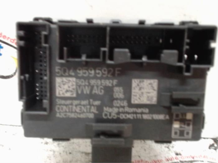 Comfort Module van een Volkswagen Golf VII Variant (AUVV) 1.6 TDI BMT 16V 2019