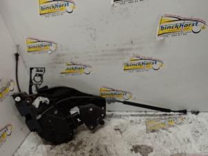 Gebruikte Deurslot Mechaniek 4Deurs links-achter Volvo S40 (MS) 2.4 20V Prijs € 31,50 Margeregeling aangeboden door Binckhorst BV