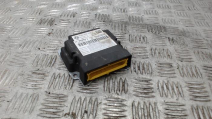 Gebruikte Airbag Module Volkswagen Up! (121) 1.0 12V 60 Prijs € 63,00 Margeregeling aangeboden door Binckhorst BV
