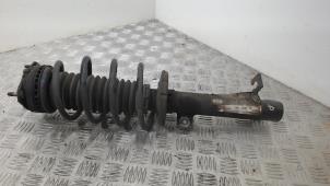 Gebruikte Mac Phersonpoot rechts-voor Ford Fiesta 5 (JD/JH) 1.4 16V Prijs € 31,50 Margeregeling aangeboden door Binckhorst BV